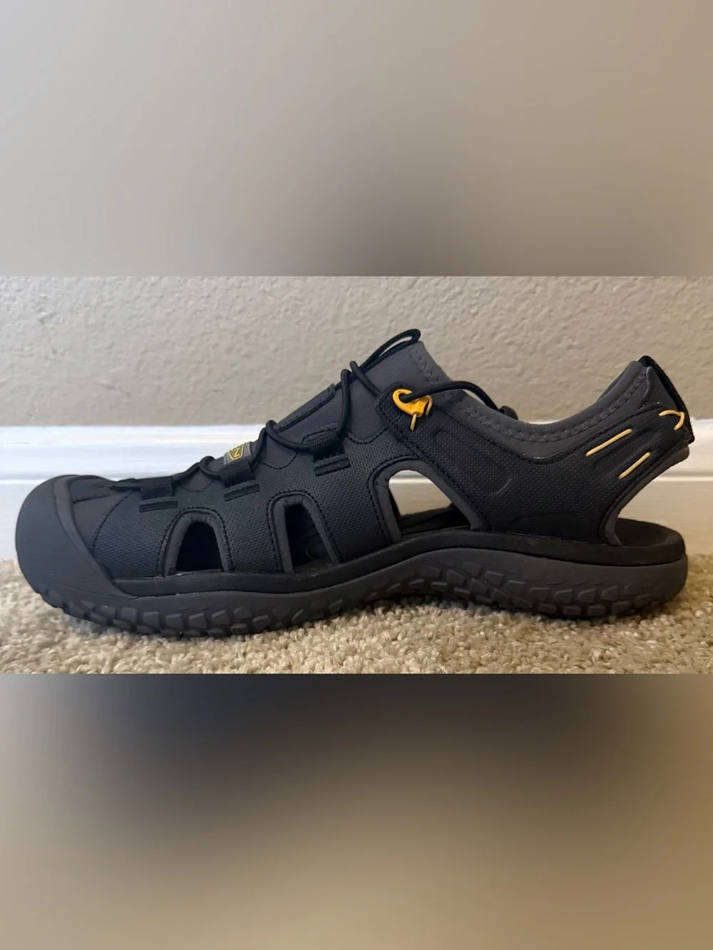 Keen durable closed